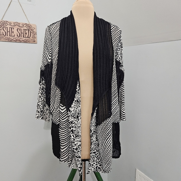 Chico’s Travelers Collection Open Front Cardigan Jacket Black White Size XL (3) - Picture 1 of 13